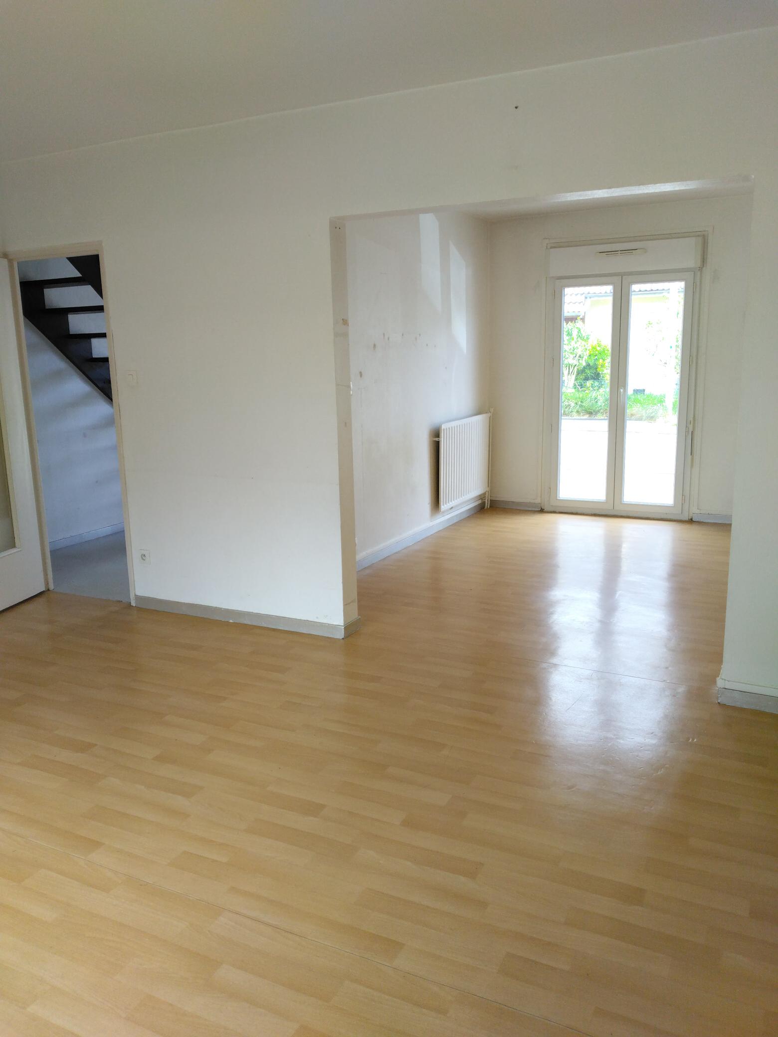 CHAMBRE + SEJOUR