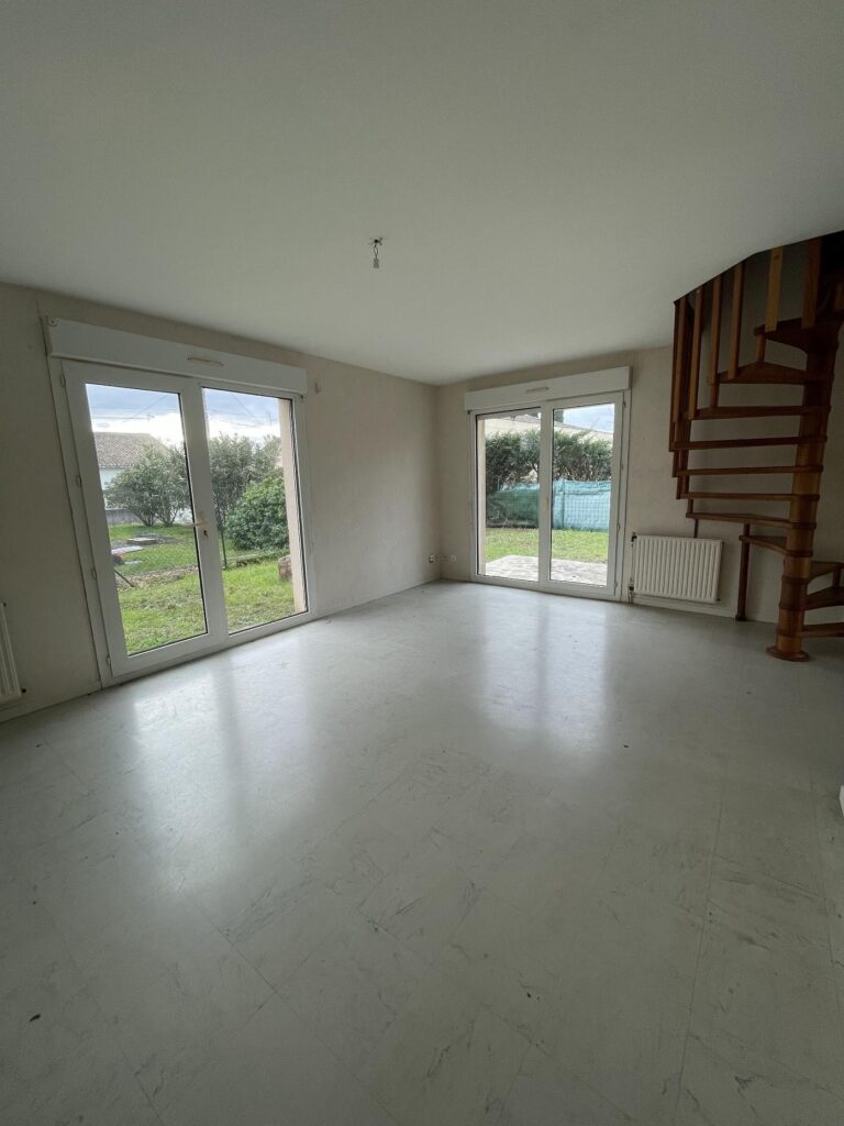 SEJOUR GRAND ANGLE